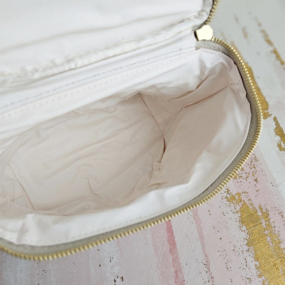 Kate Spade New York Lunch Tote Deco Dots Out to Lunch Coated Linen Cover - Picture 12 of 16